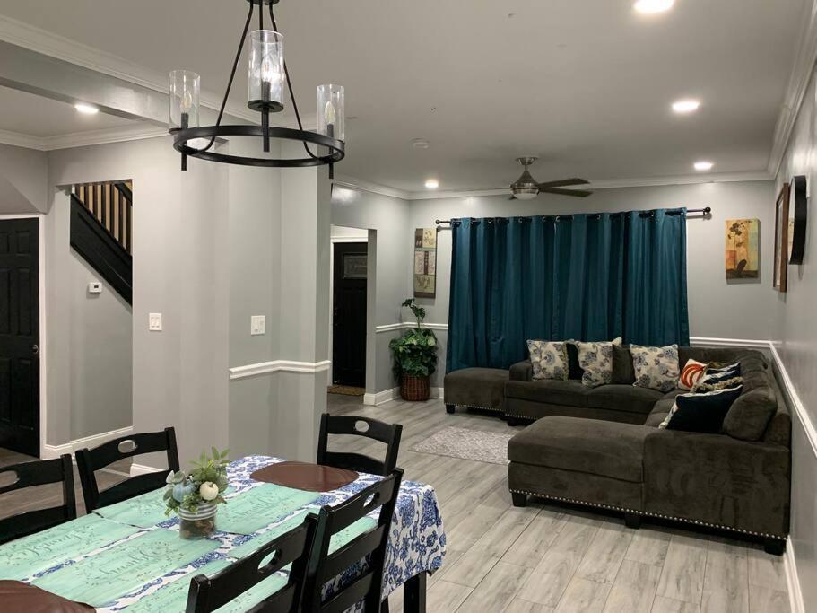 Home Away From Home On Lasalle - 3 Bd 2 Bth Slps 6 Ниагарски водопад Екстериор снимка