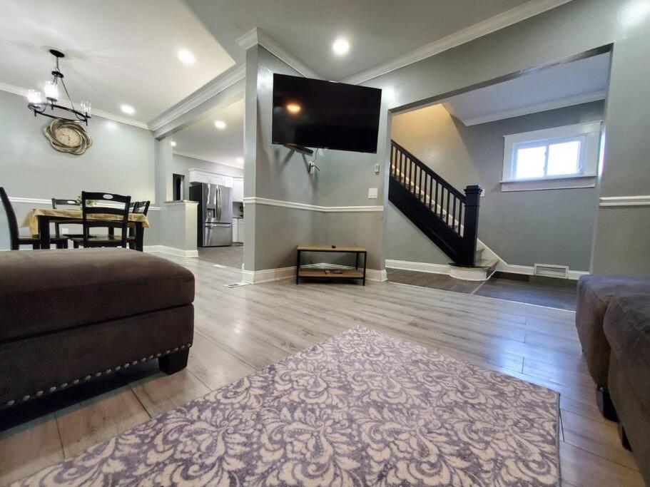 Home Away From Home On Lasalle - 3 Bd 2 Bth Slps 6 Ниагарски водопад Екстериор снимка